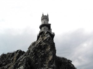Castelul-Cuibul-Randunicii1